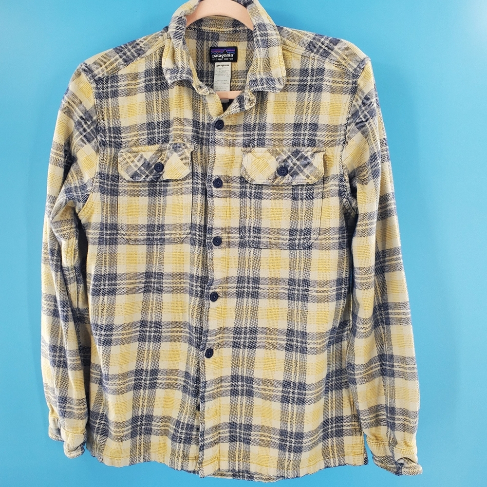 Patagonia cotton button down flannel shirt